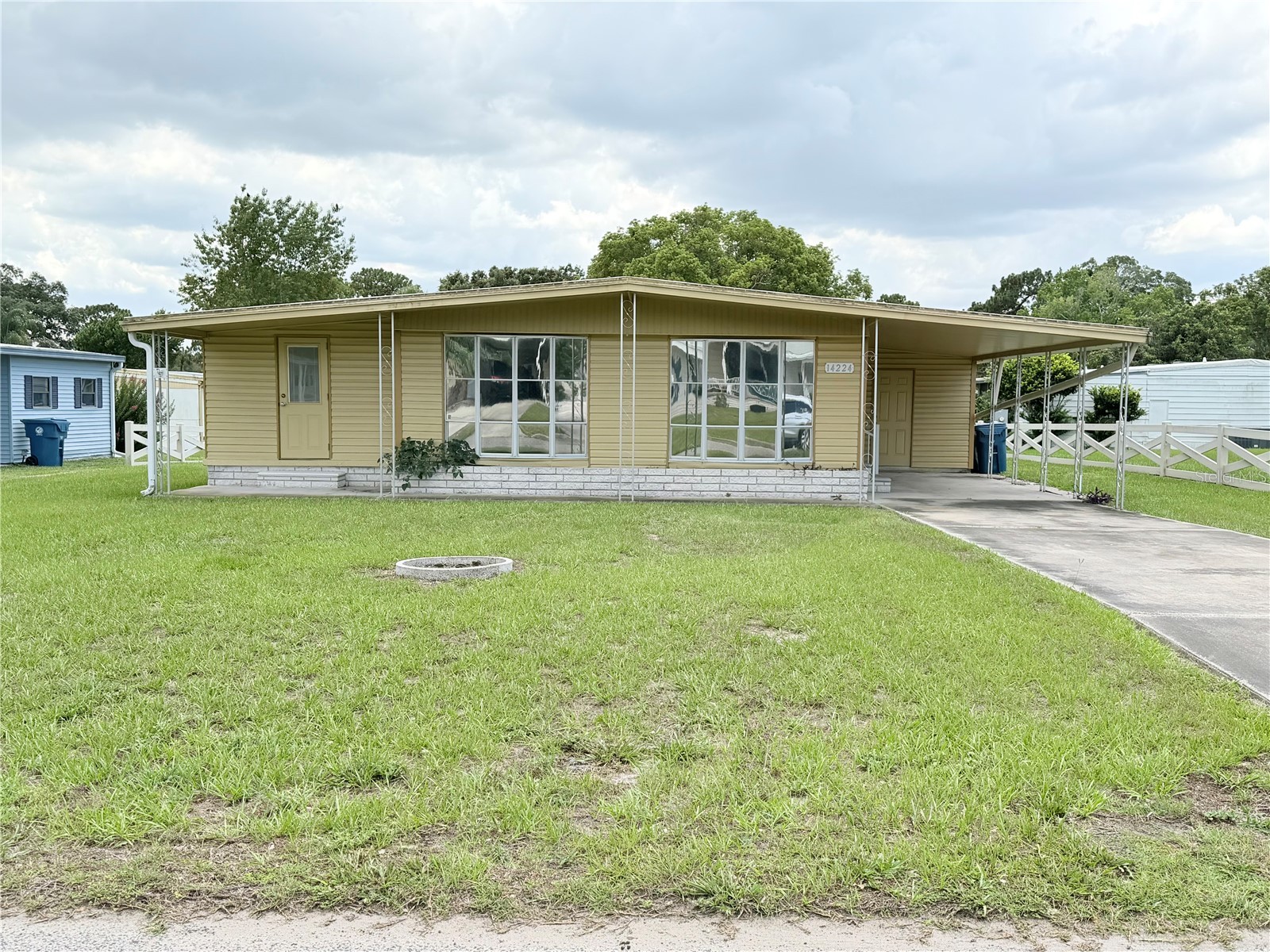 14224 Sandhurst Street Brooksville FL 34613 W7887146 image1
