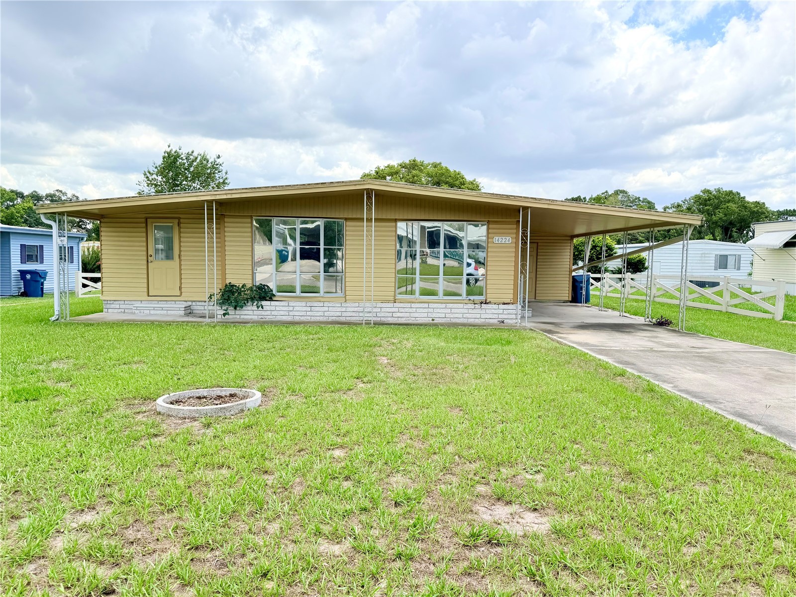 14224 Sandhurst Street Brooksville FL 34613 W7887146 image2