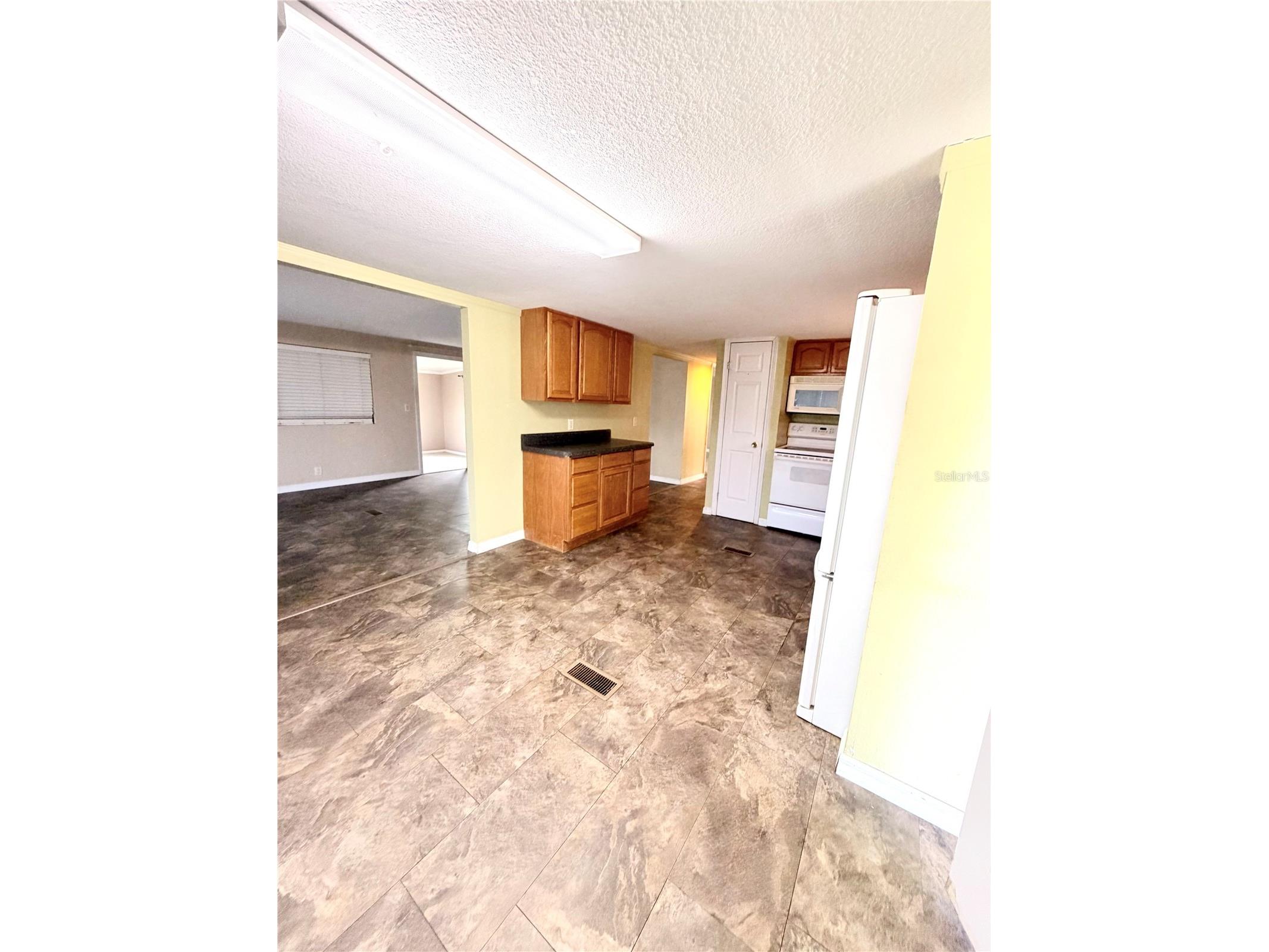14224 Sandhurst Street Brooksville FL 34613 W7887146 image6