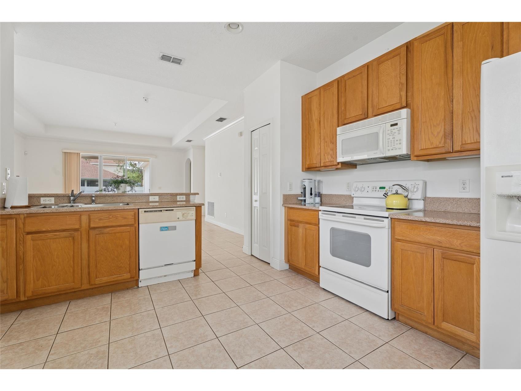 14227 Lake Live Oak Drive Orlando FL 32828 O6395333 image9