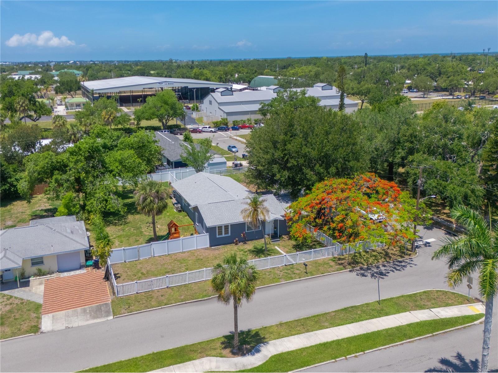 1423 12th Avenue W Palmetto FL 34221 A4693153 image1