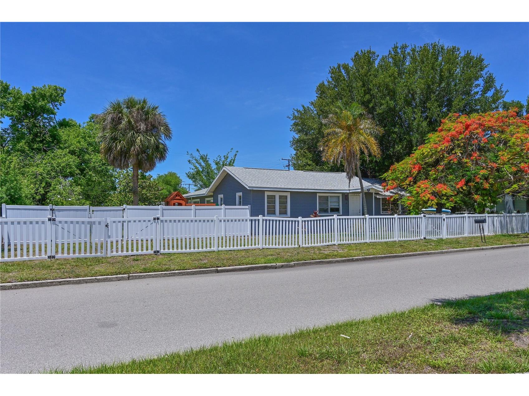 1423 12th Avenue W Palmetto FL 34221 A4693153 image32