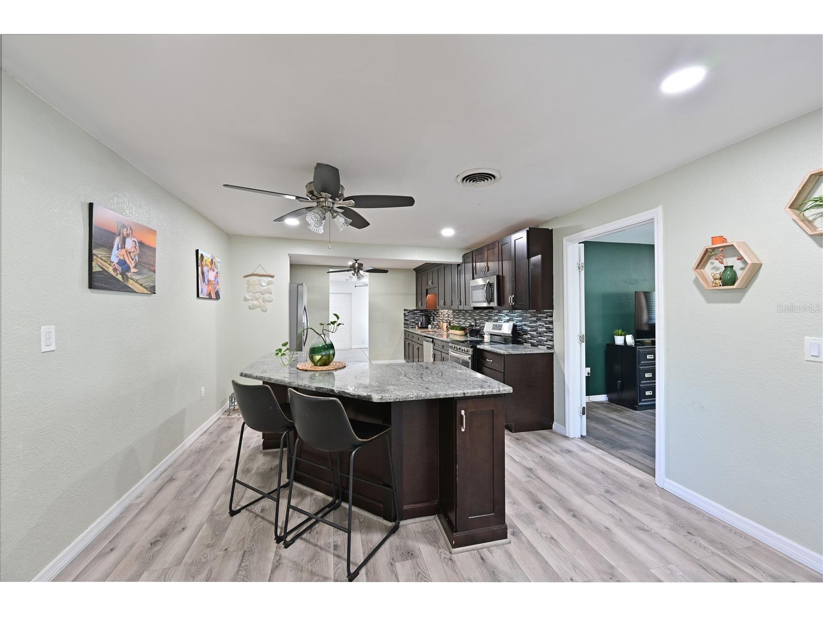 1423 12th Avenue W Palmetto FL 34221 A4693153 image7