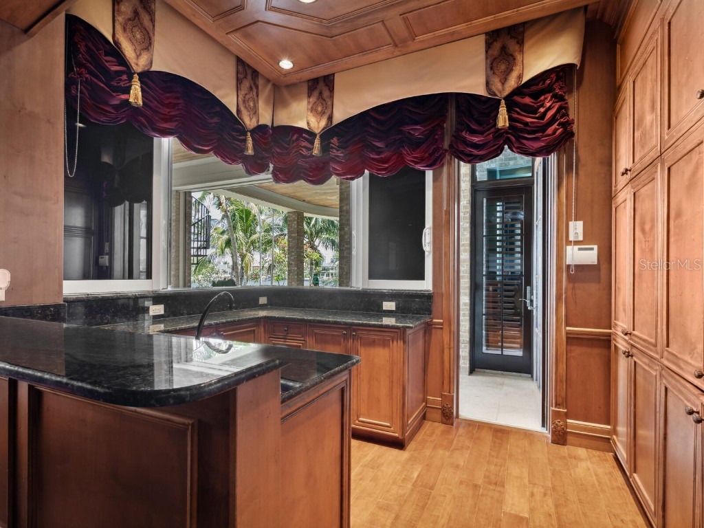 1423 & 1435 Hillview Drive Sarasota FL 34239 - SARASOTA BAY A4653958 image31