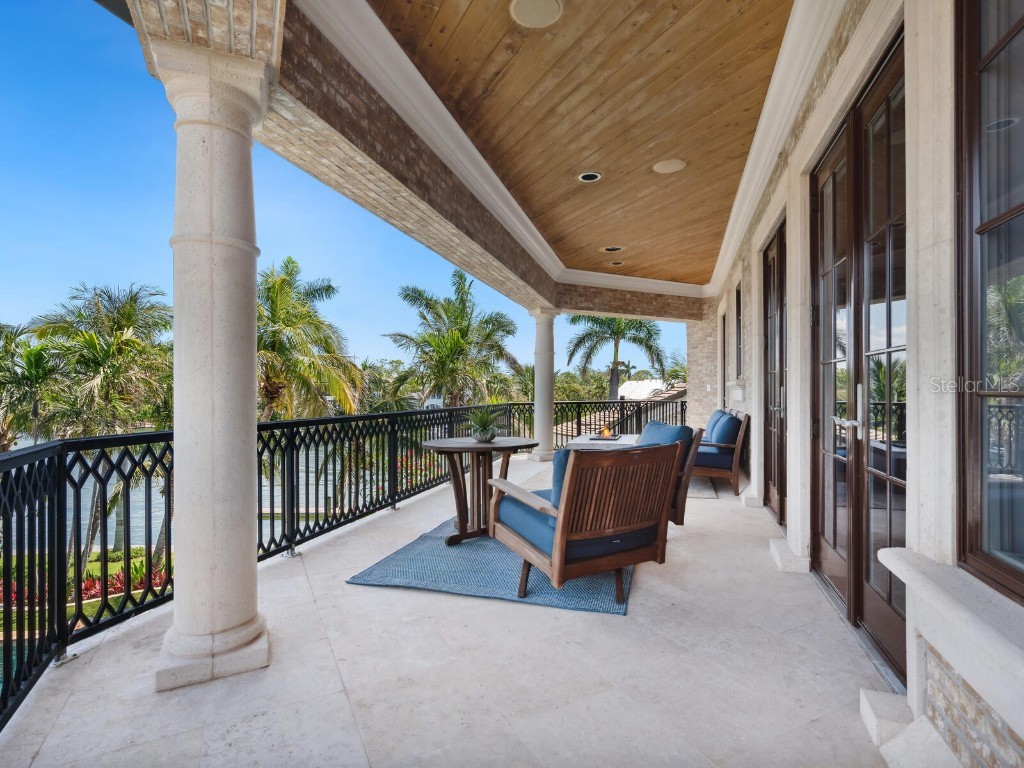 1423 & 1435 Hillview Drive Sarasota FL 34239 - SARASOTA BAY A4653958 image37