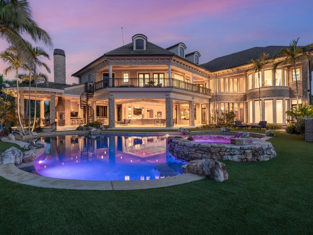 1423 & 1435 Hillview Drive Sarasota FL 34239 - SARASOTA BAY A4653958 image4