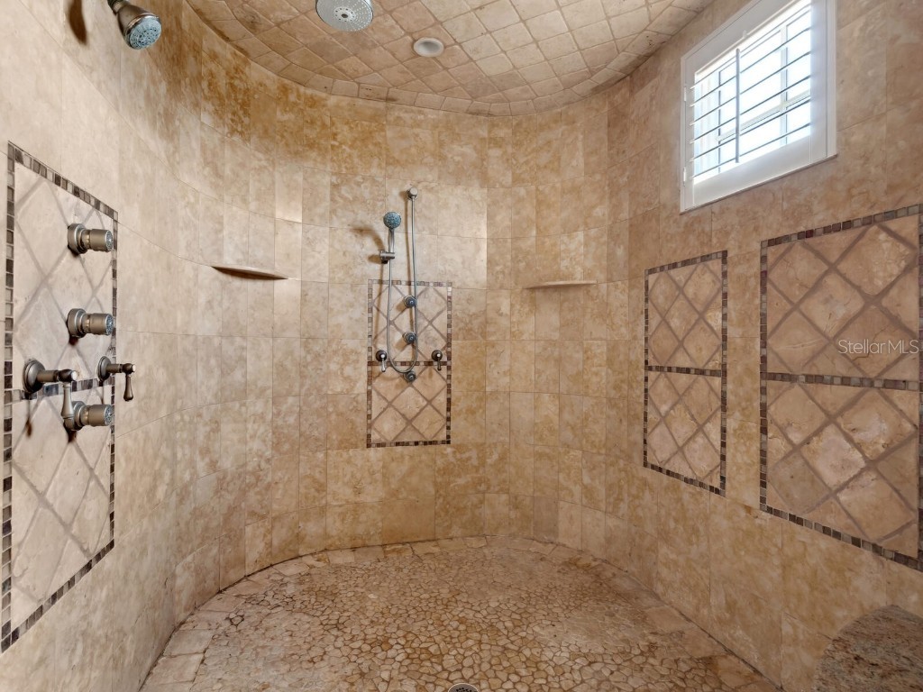 1423 & 1435 Hillview Drive Sarasota FL 34239 - SARASOTA BAY A4653958 image45