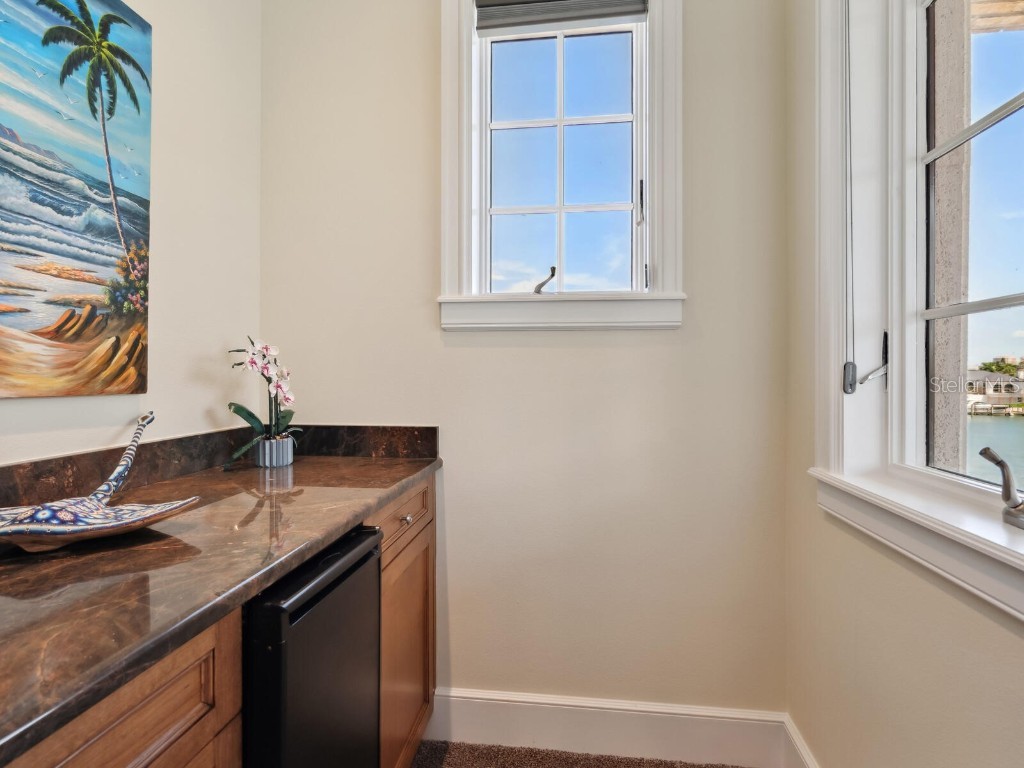 1423 & 1435 Hillview Drive Sarasota FL 34239 - SARASOTA BAY A4653958 image50