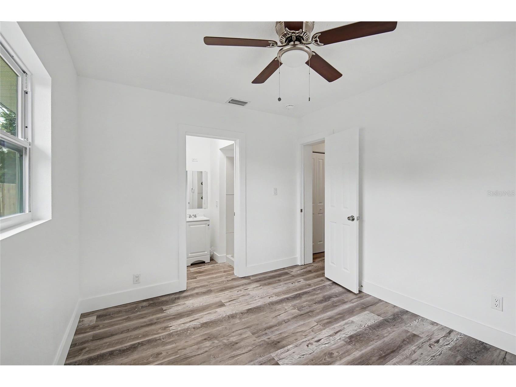 1423 18th Street W Bradenton FL 34205 O6422910 image25
