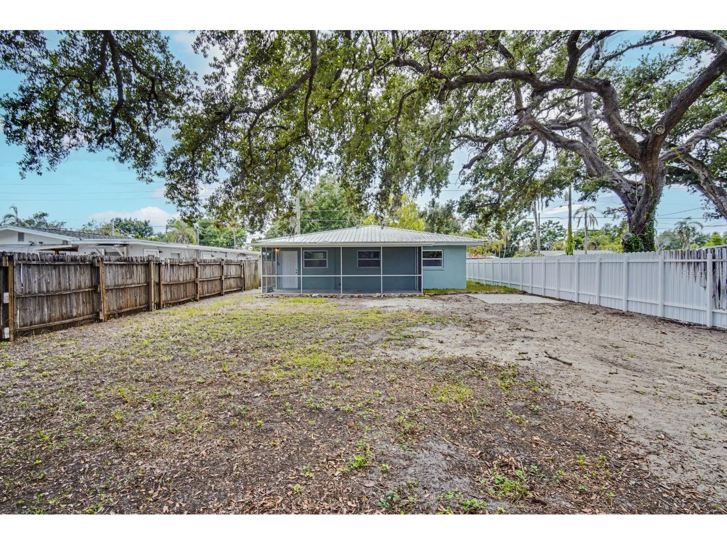 1423 18th Street W Bradenton FL 34205 O6422910 image30