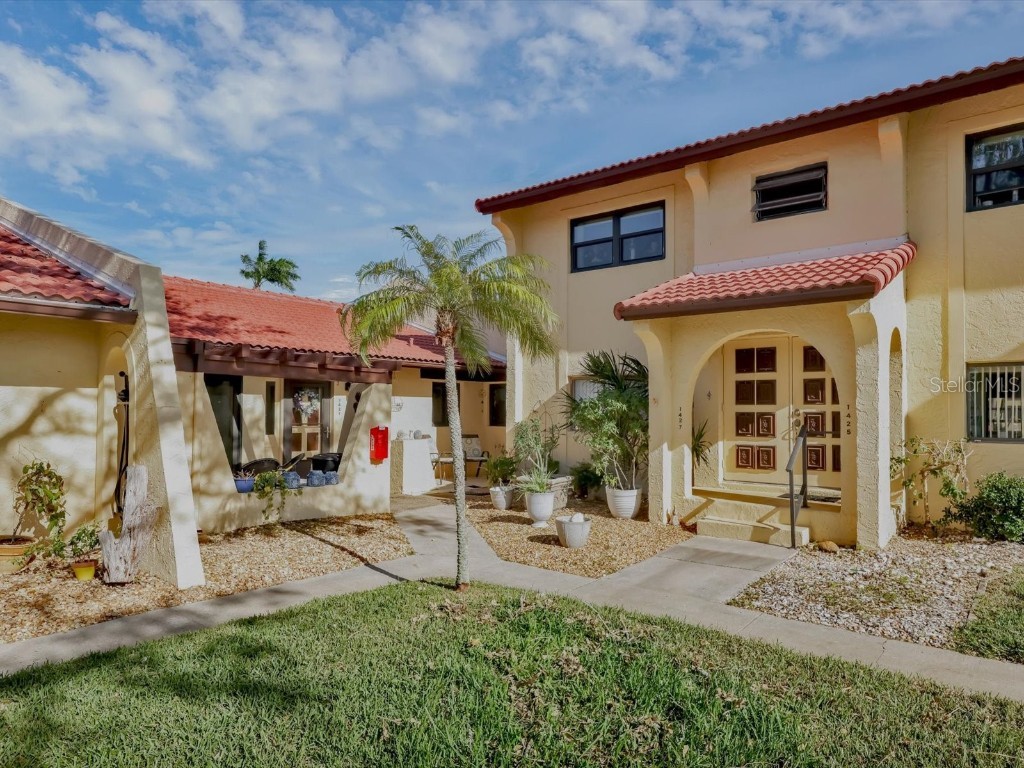 1423 57th Street W #1423 Bradenton FL 34209 A4626170 image1