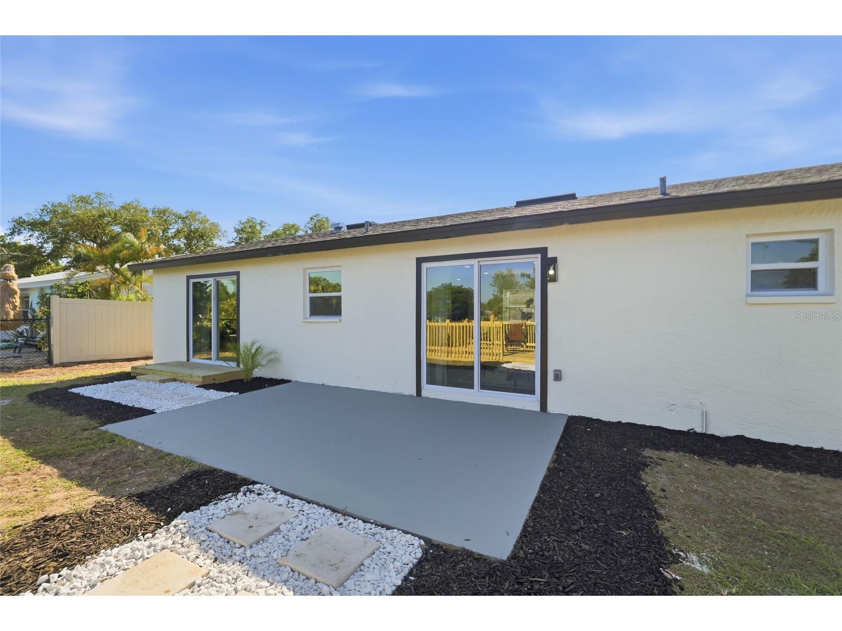 1423 Chesterfield Drive Dunedin FL 34698 TB8498758 image25