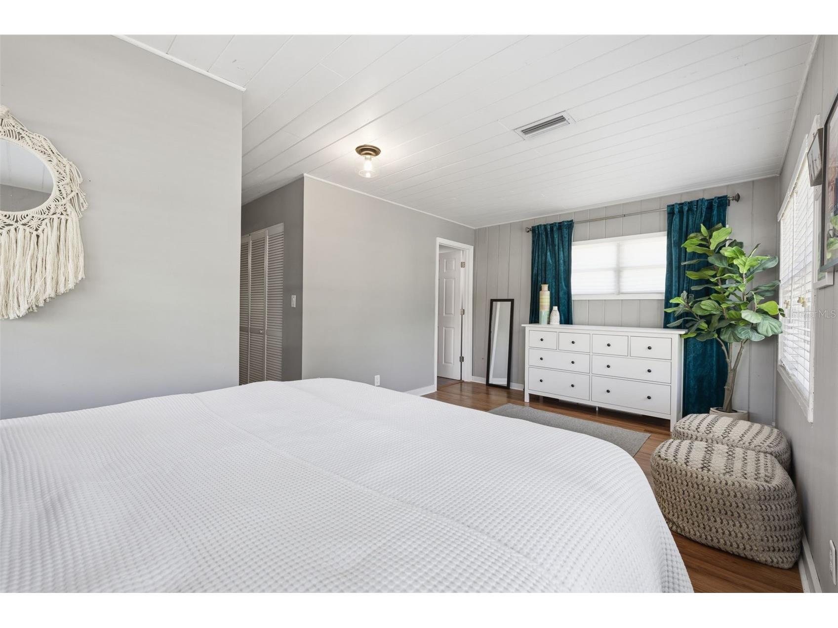 1423 E Henry Avenue Tampa FL 33604 TB8521676 image12