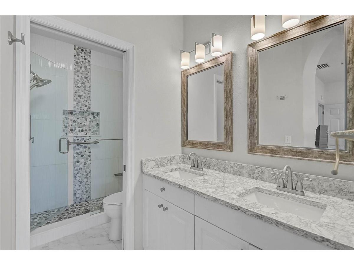 1423 Gulf Drive N Bradenton Beach FL 34217 A4693688 image28
