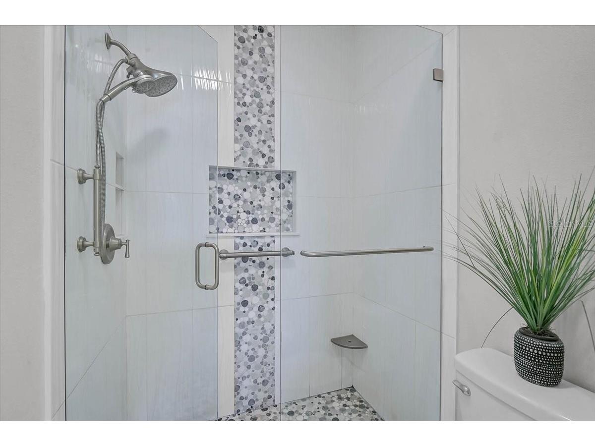 1423 Gulf Drive N Bradenton Beach FL 34217 A4693688 image29