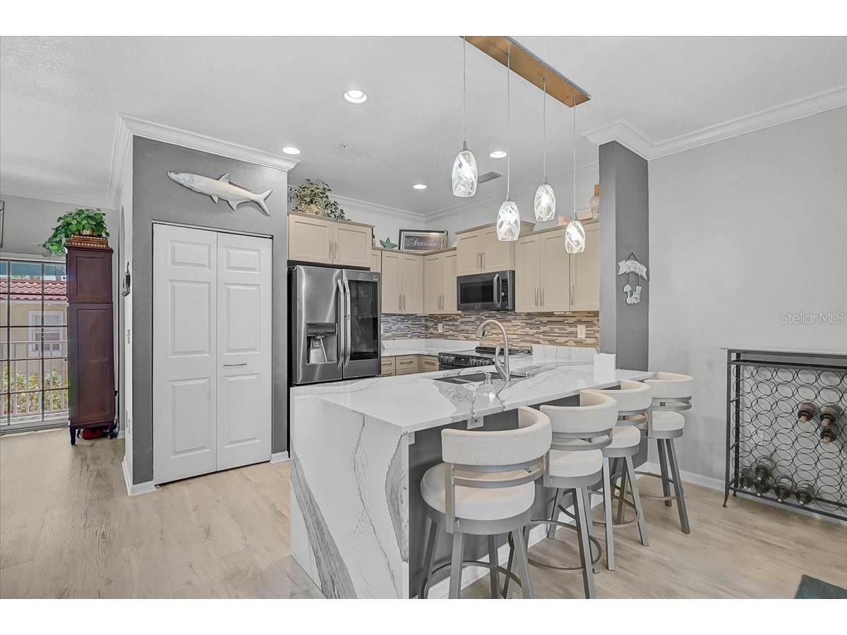 1423 Gulf Drive N Bradenton Beach FL 34217 A4693688 image4