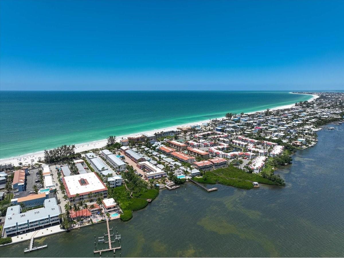 1423 Gulf Drive N Bradenton Beach FL 34217 A4693688 image41