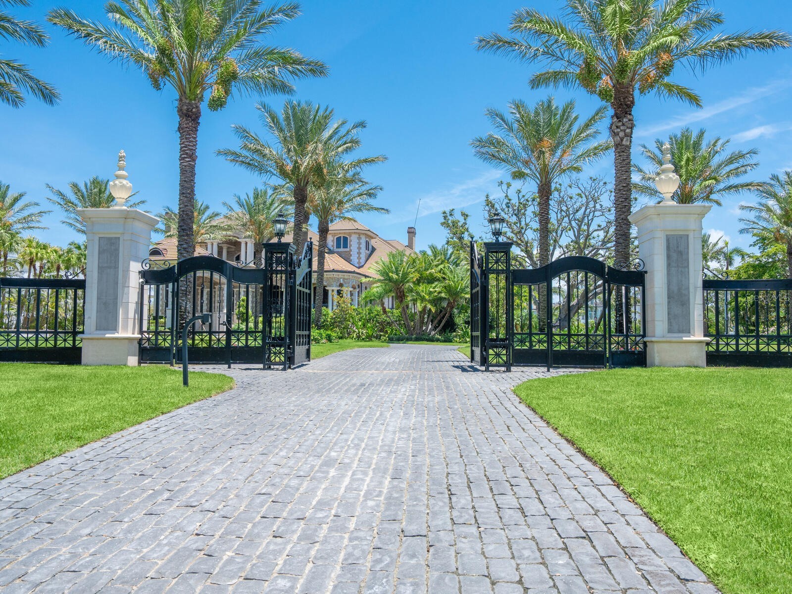 1423 Hillview Drive Sarasota FL 34239 - SARASOTA BAY A4686188 image12