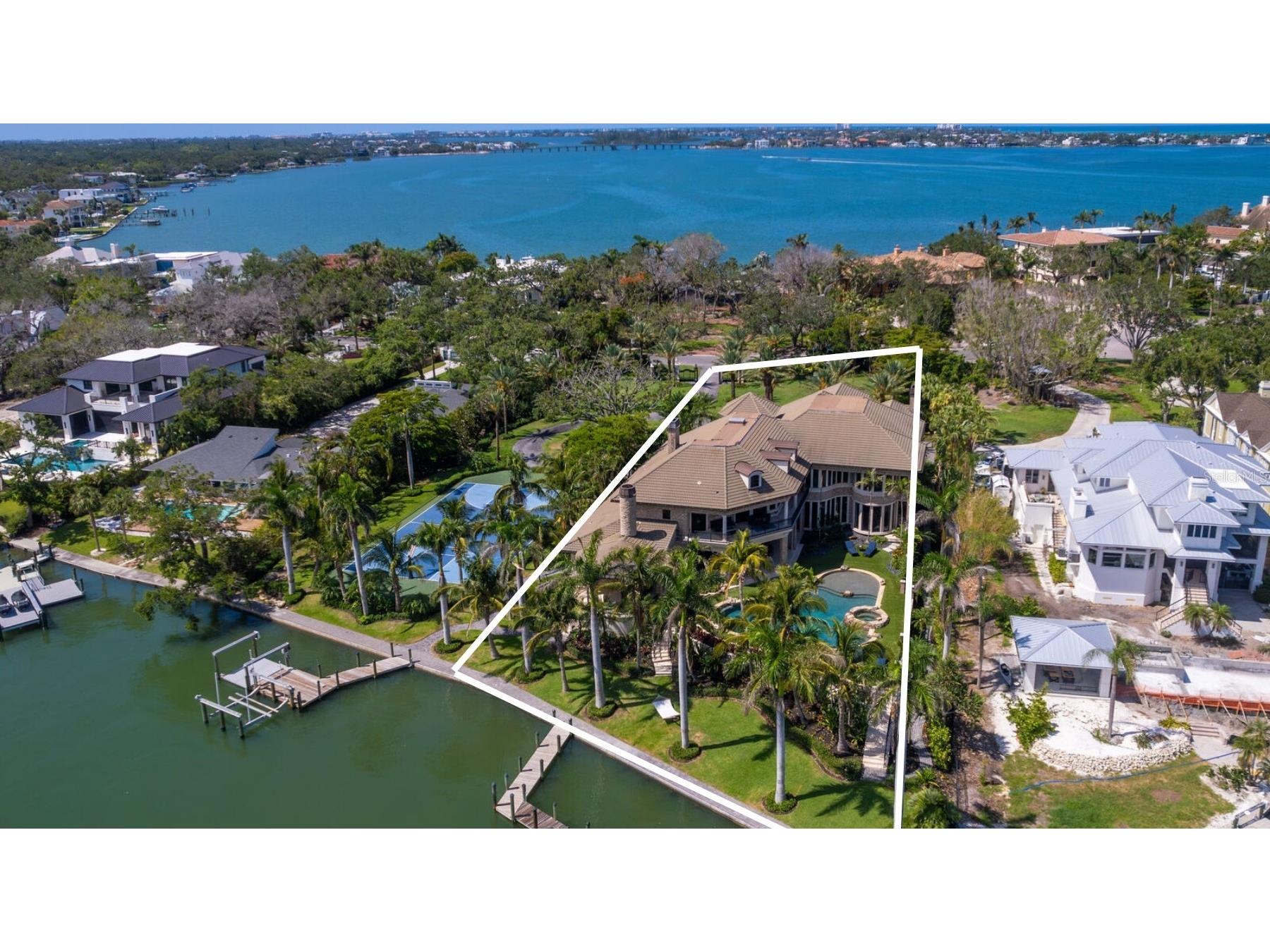 1423 Hillview Drive Sarasota FL 34239 - SARASOTA BAY A4686188 image2