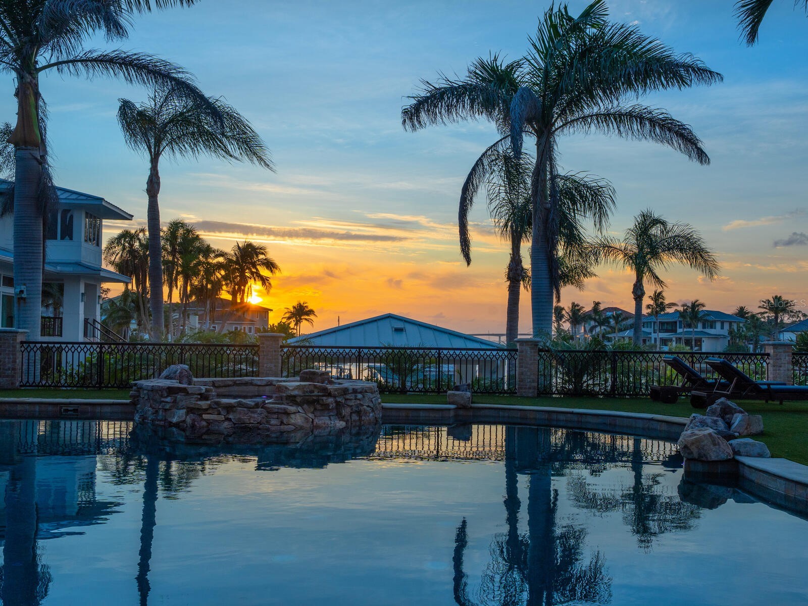 1423 Hillview Drive Sarasota FL 34239 - SARASOTA BAY A4686188 image70