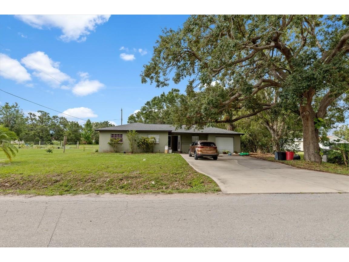 1423 NE Livingston Street NE Arcadia FL 34266 C7476089 image1