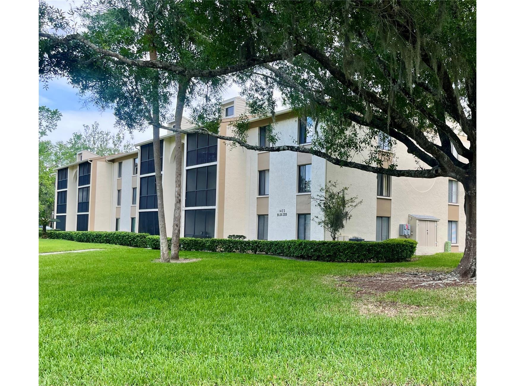 1423 Pine Glen Lane #H2 Tarpon Springs FL 34688 W7884515 image1
