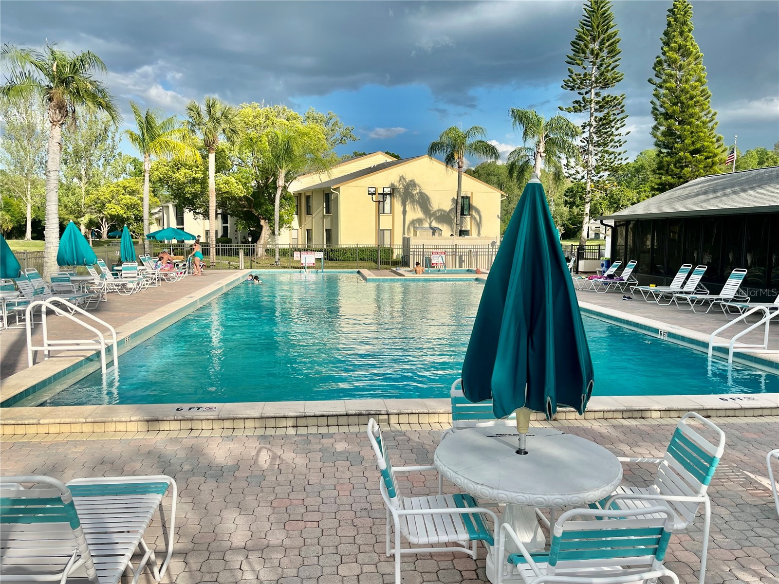 1423 Pine Glen Lane #H2 Tarpon Springs FL 34688 W7884515 image38
