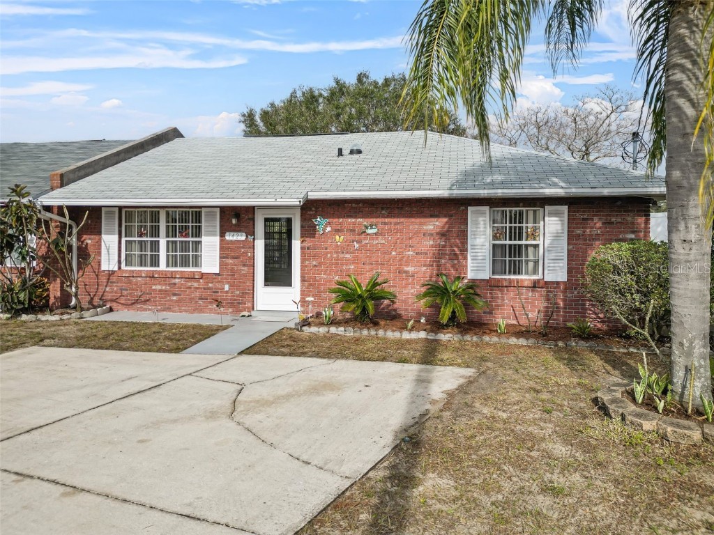 1423 Thousand Roses Drive N Lake Wales FL 33853 O6271341 image1