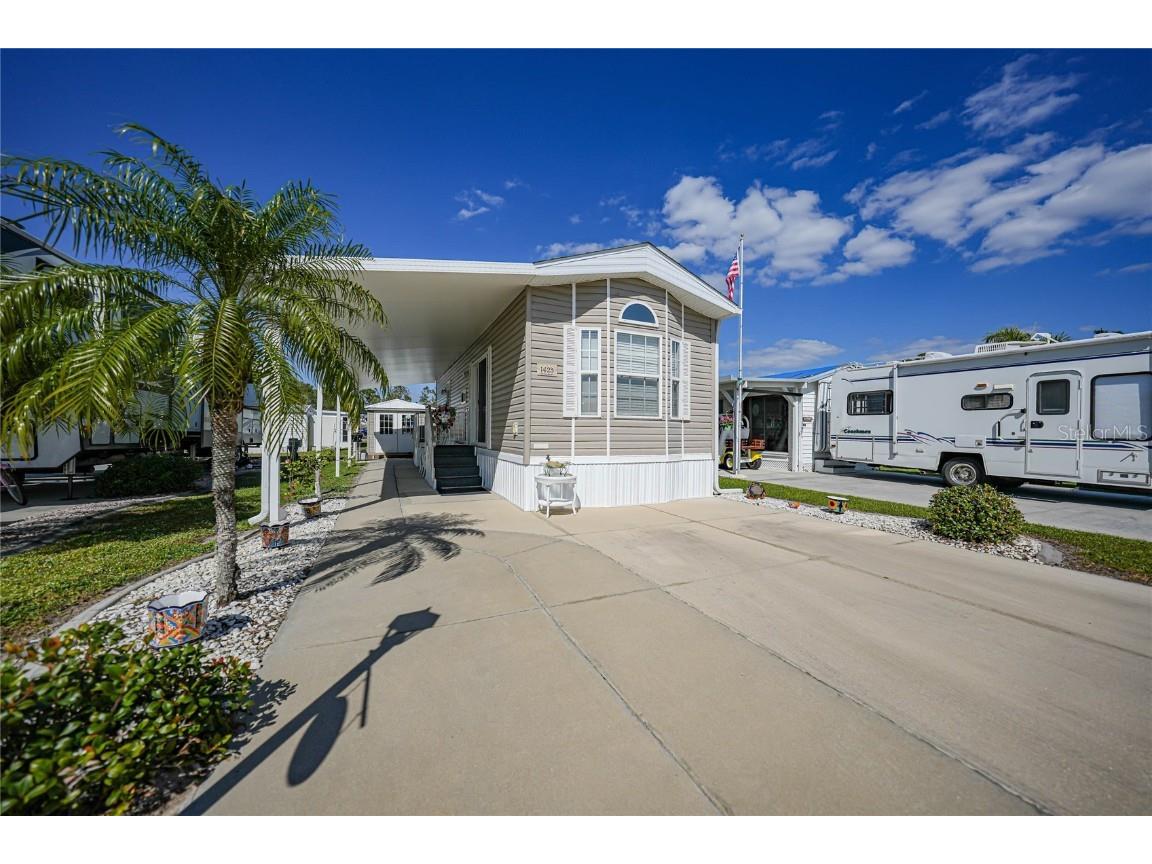 1423 Trout Punta Gorda FL 33950 D6129180 image1