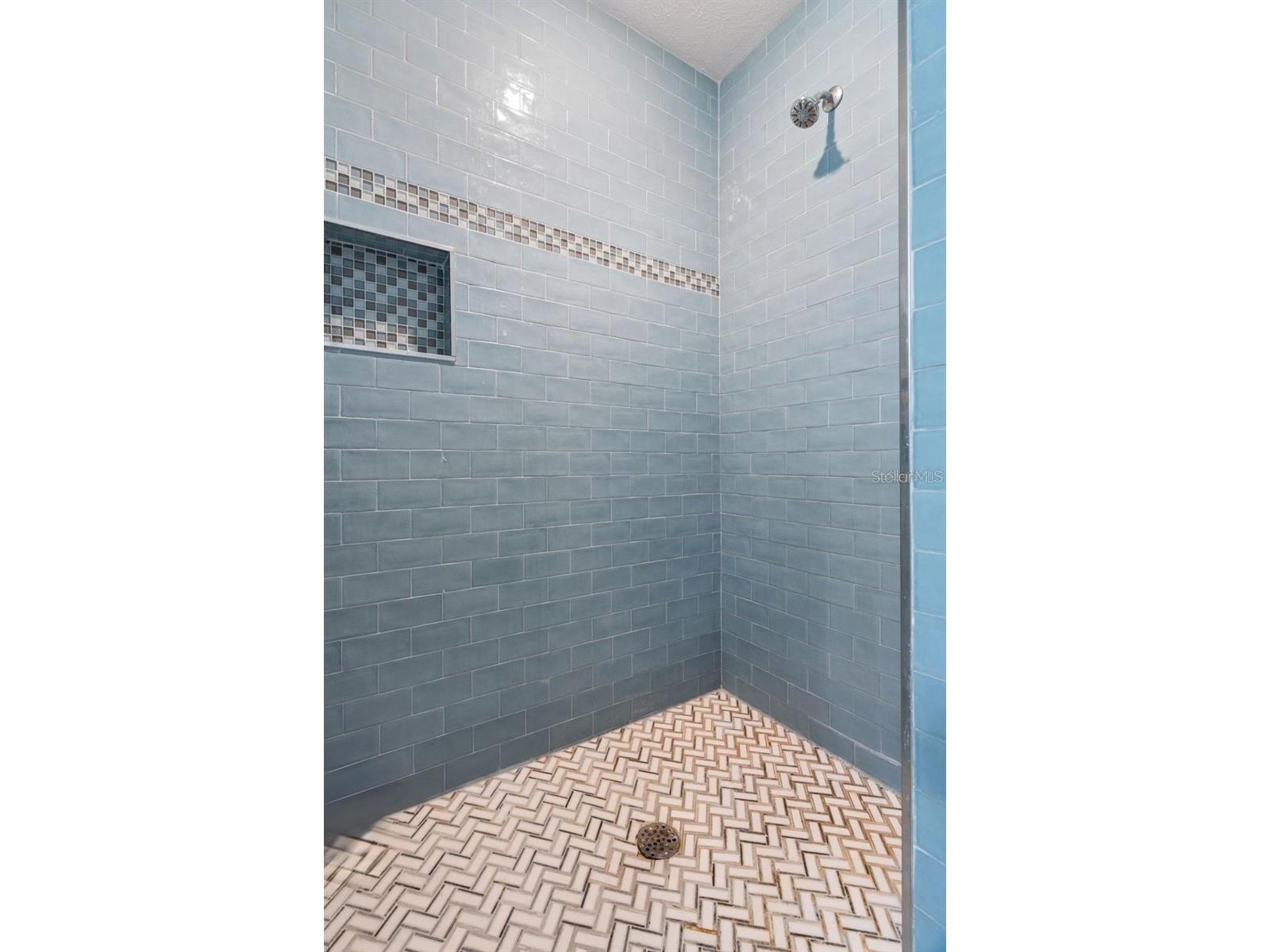 1423 Water View Drive W Largo FL 33771 TB8473014 image13