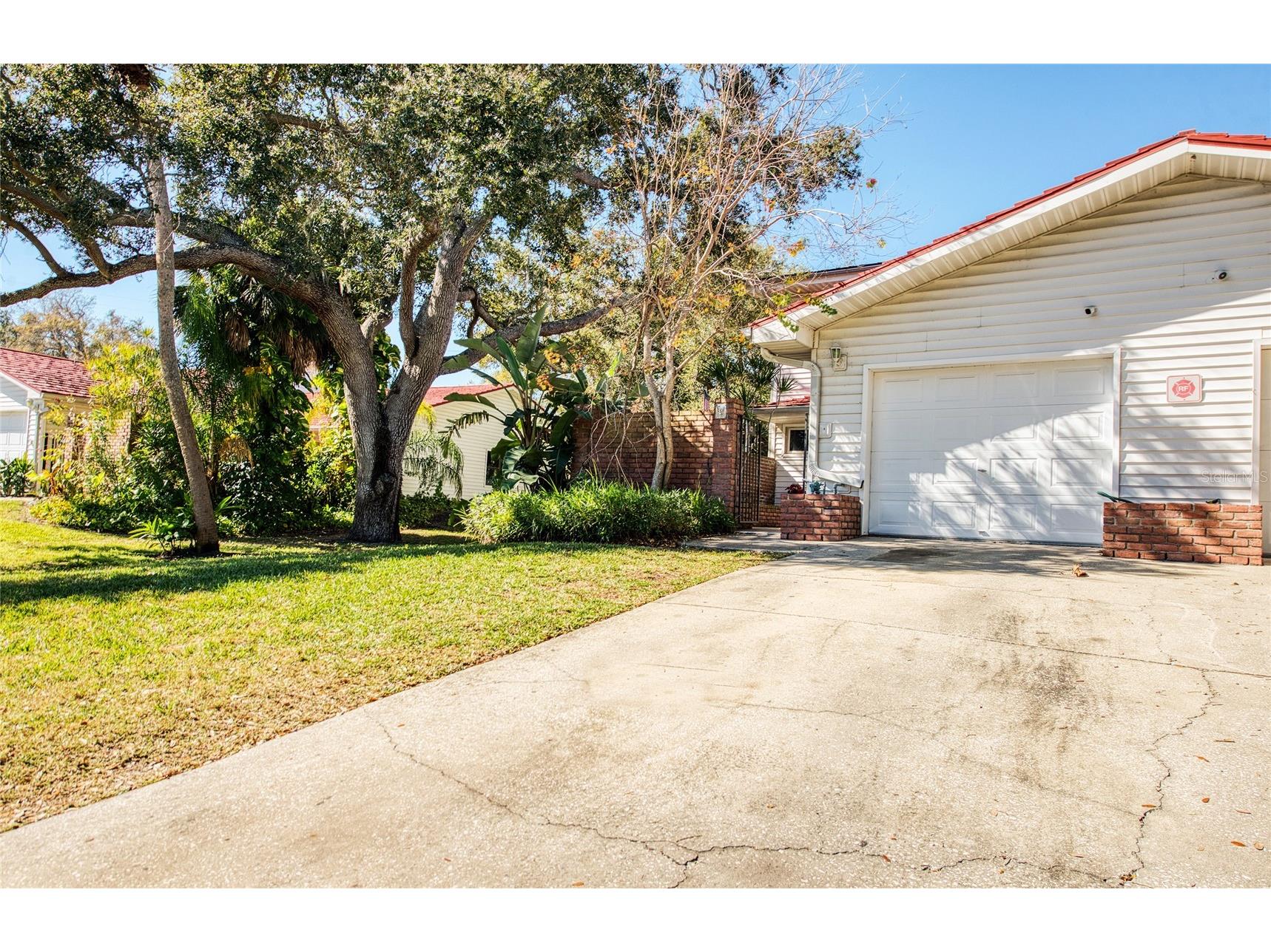 1423 Water View Drive W Largo FL 33771 TB8473014 image2