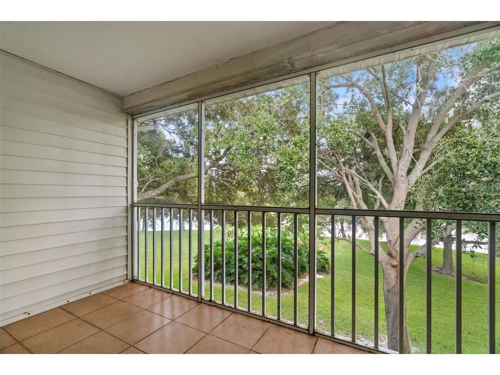 1423 Water View Drive W Largo FL 33771 TB8473014 image39