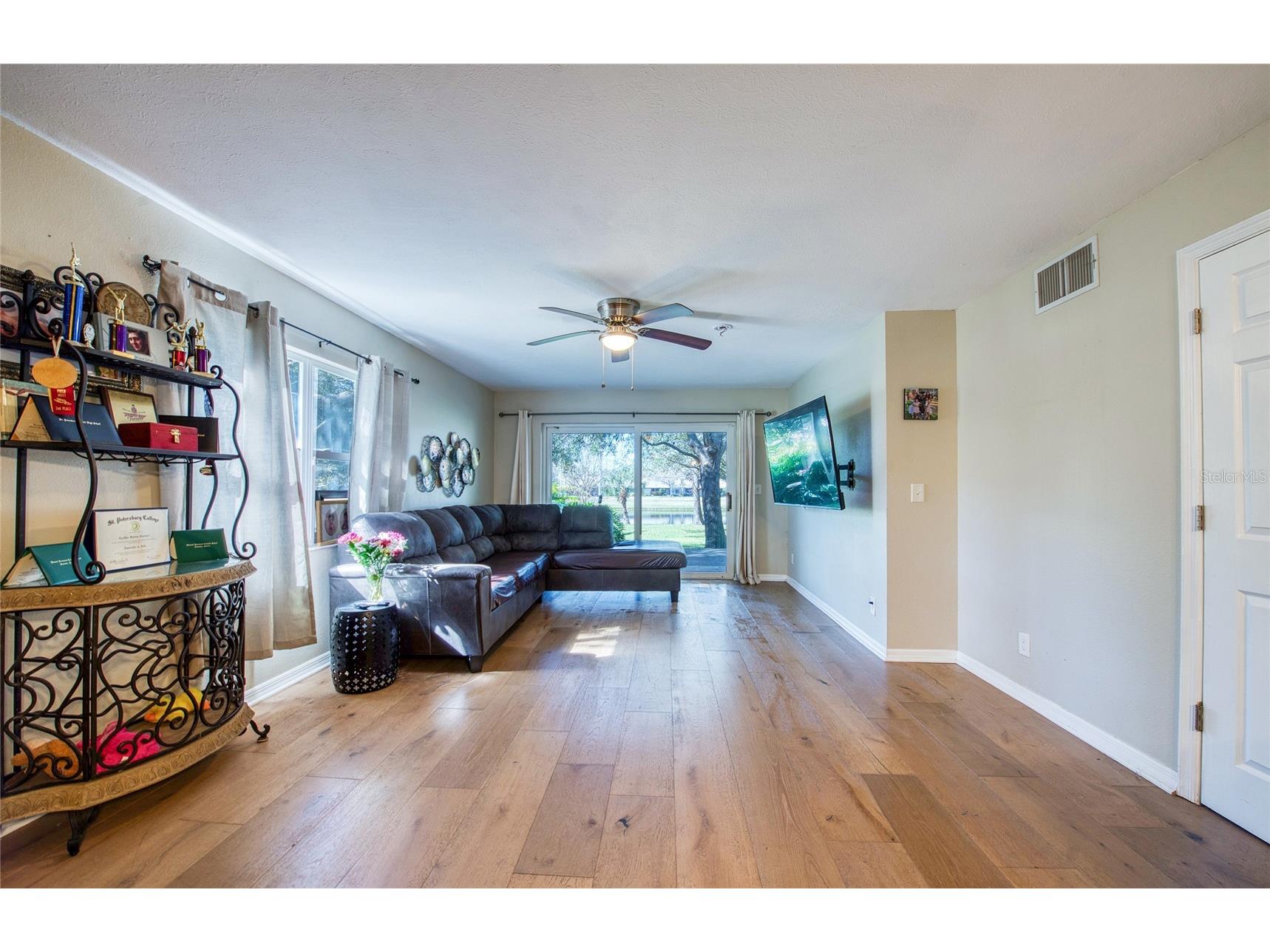 1423 Water View Drive W Largo FL 33771 TB8473014 image6