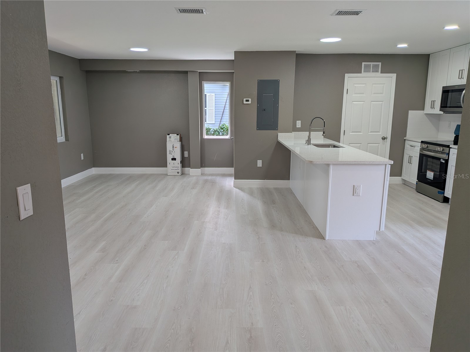 14232 Chisholm Lane Odessa FL 33556 - LAKE ANNE TB8515139 image6