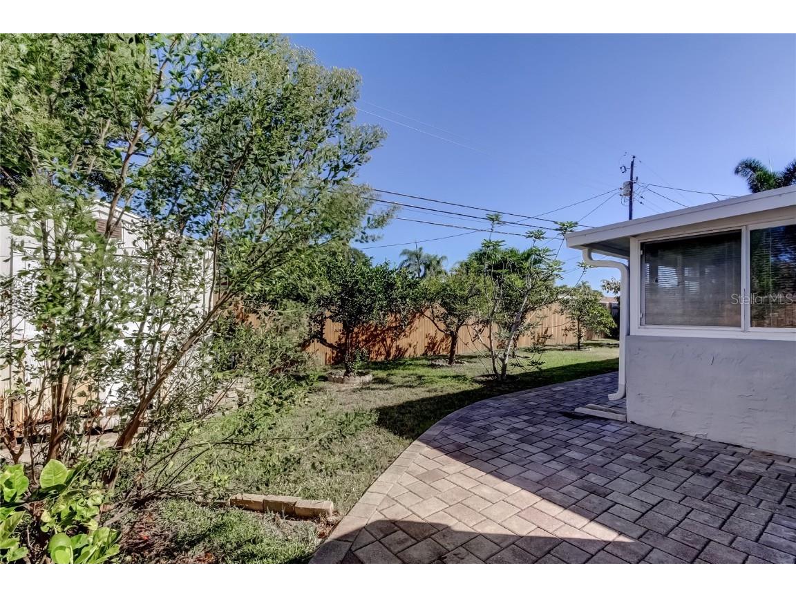 14233 102nd Avenue N Largo FL 33774 TB8437624 image26