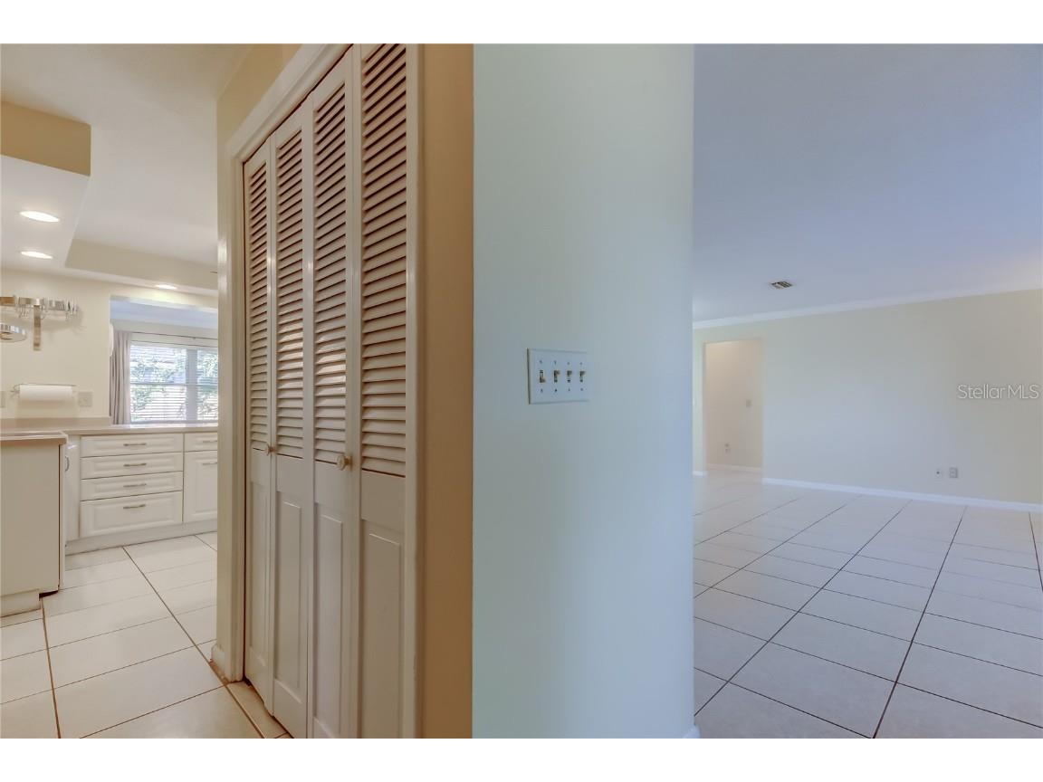 14233 102nd Avenue N Largo FL 33774 TB8437624 image4