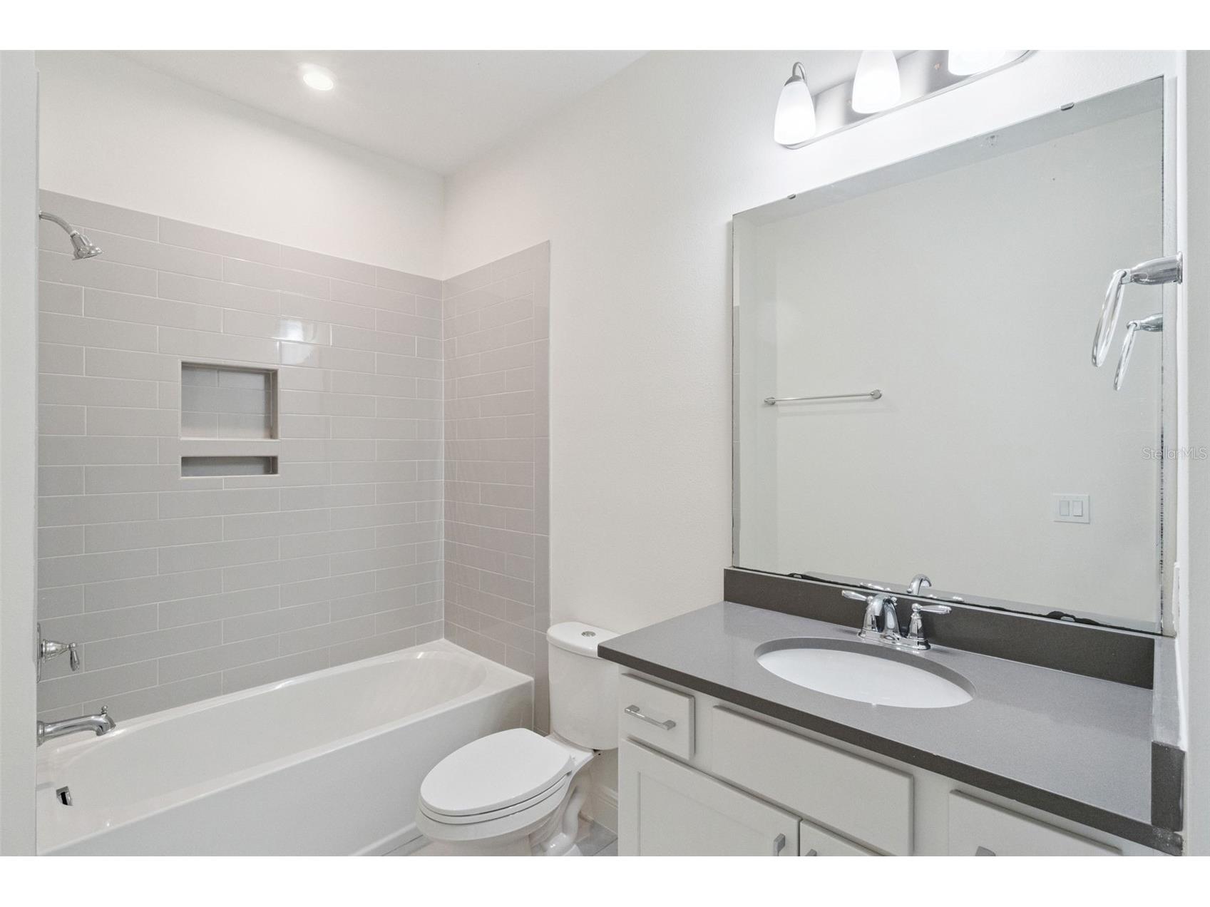 14235 Kellogg Avenue Orlando FL 32827 O6385210 image18