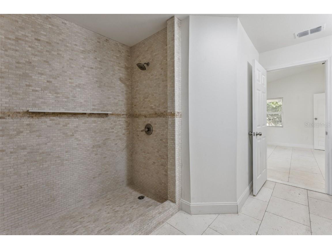 1424 18th Street Orlando FL 32805 O6352690 image17