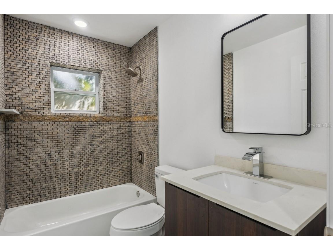 1424 18th Street Orlando FL 32805 O6352690 image22