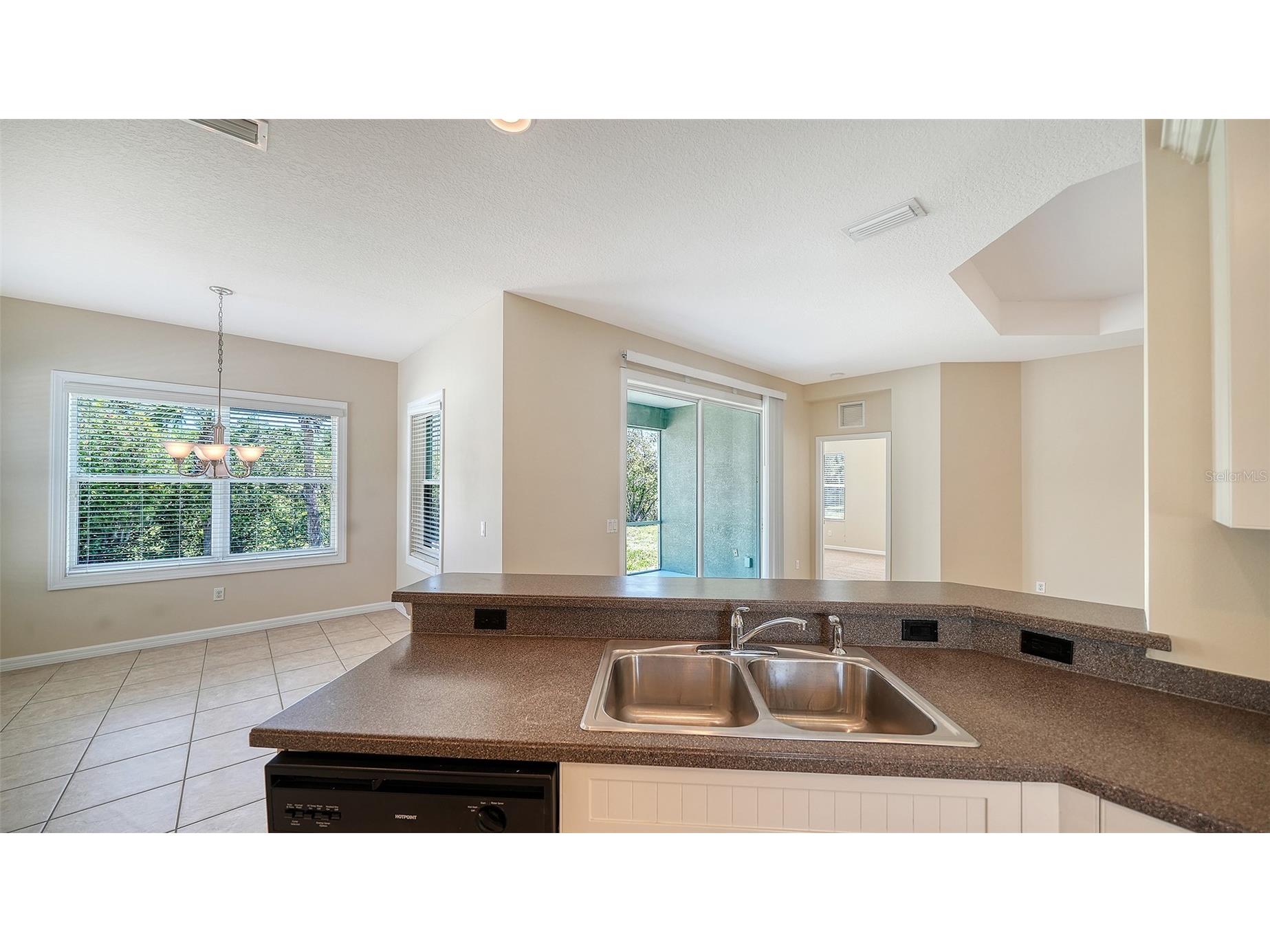 1424 Blue Horizon Circle Bradenton FL 34208 A4690638 image19