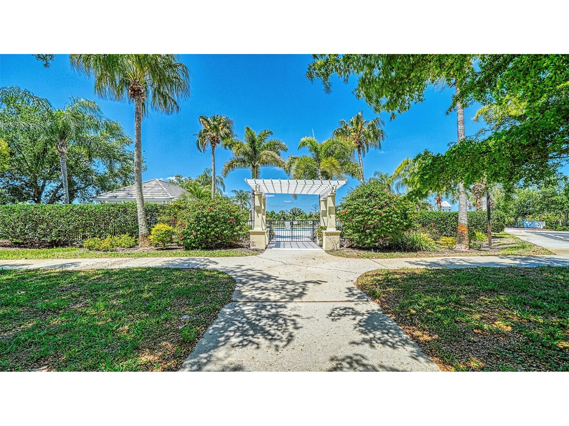 1424 Blue Horizon Circle Bradenton FL 34208 A4690638 image36
