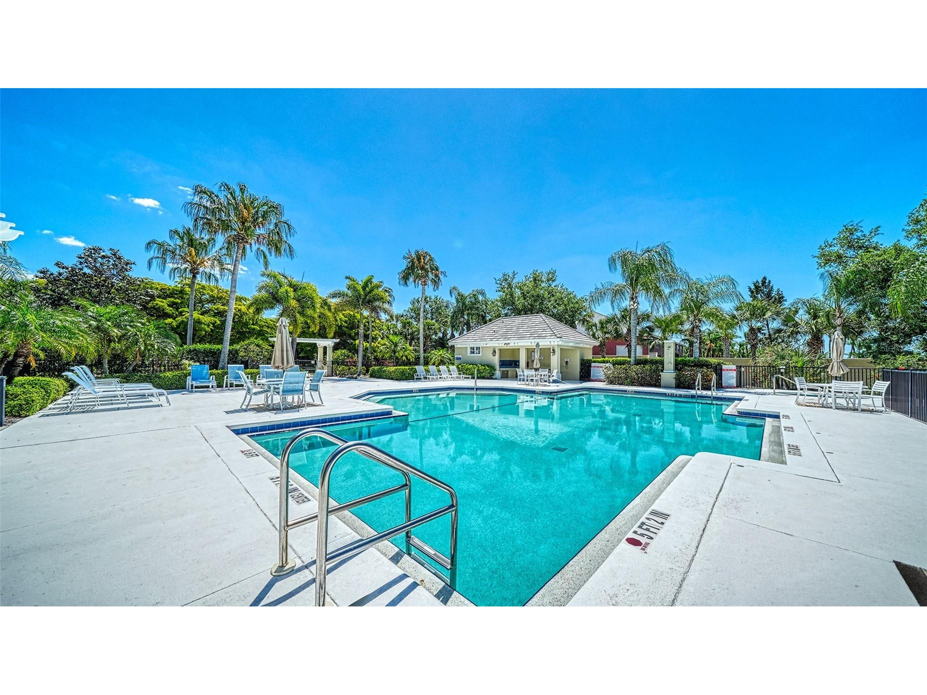 1424 Blue Horizon Circle Bradenton FL 34208 A4690638 image39