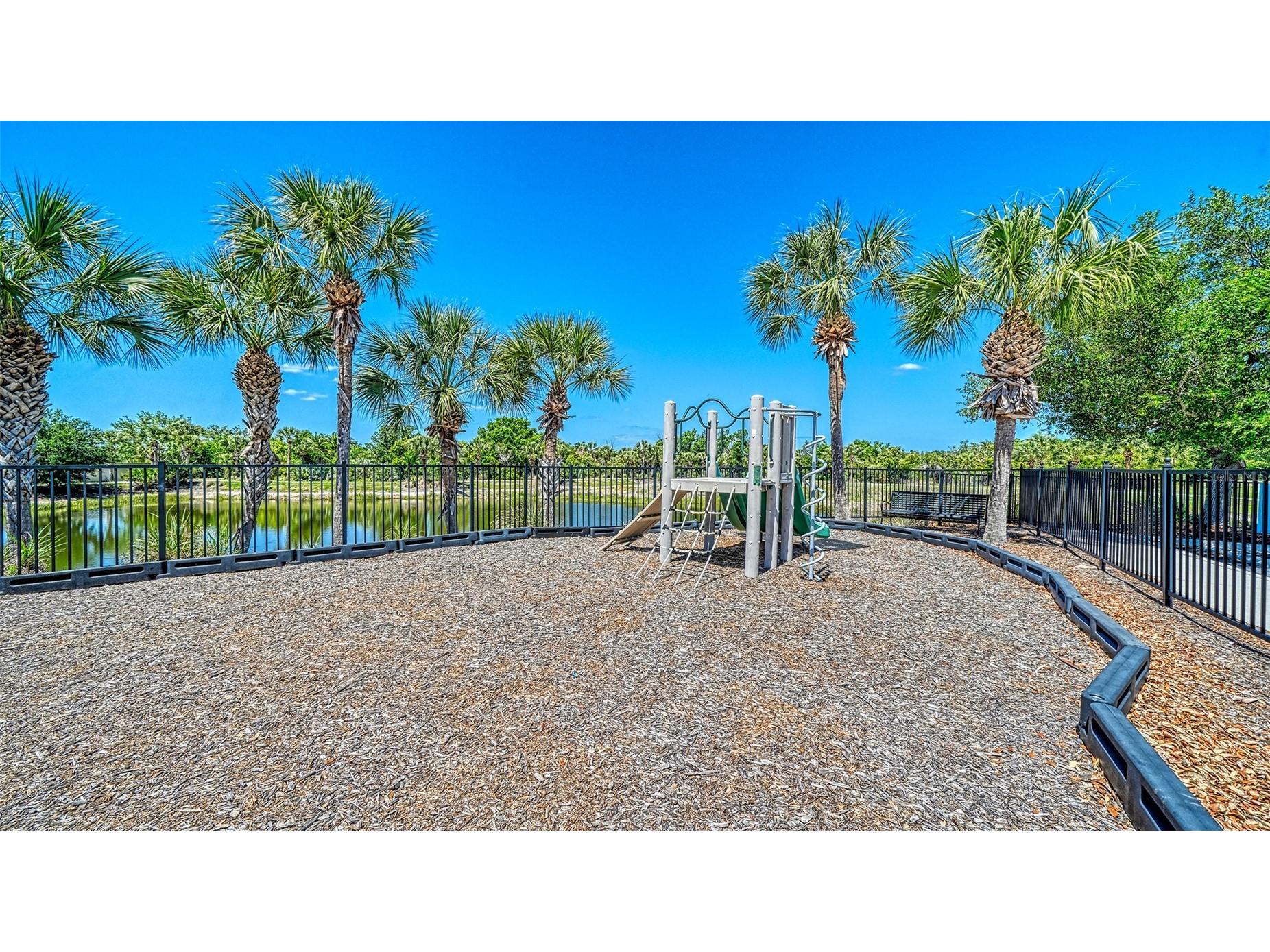1424 Blue Horizon Circle Bradenton FL 34208 A4690638 image50