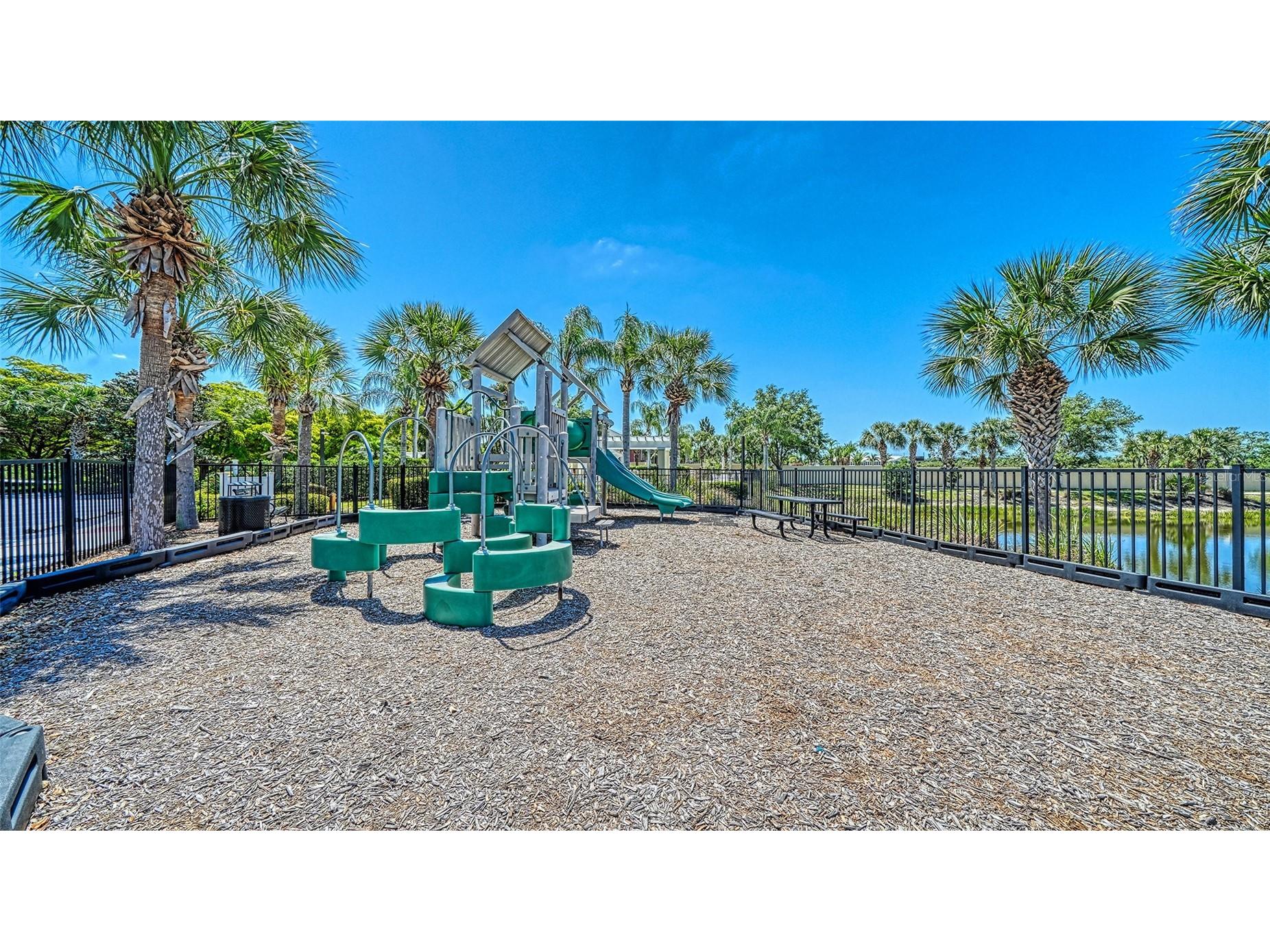 1424 Blue Horizon Circle Bradenton FL 34208 A4690638 image51