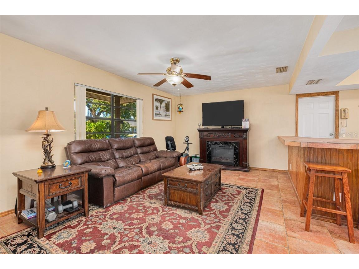 1424 Breaks Way Port Orange FL 32127 V4941156 image3