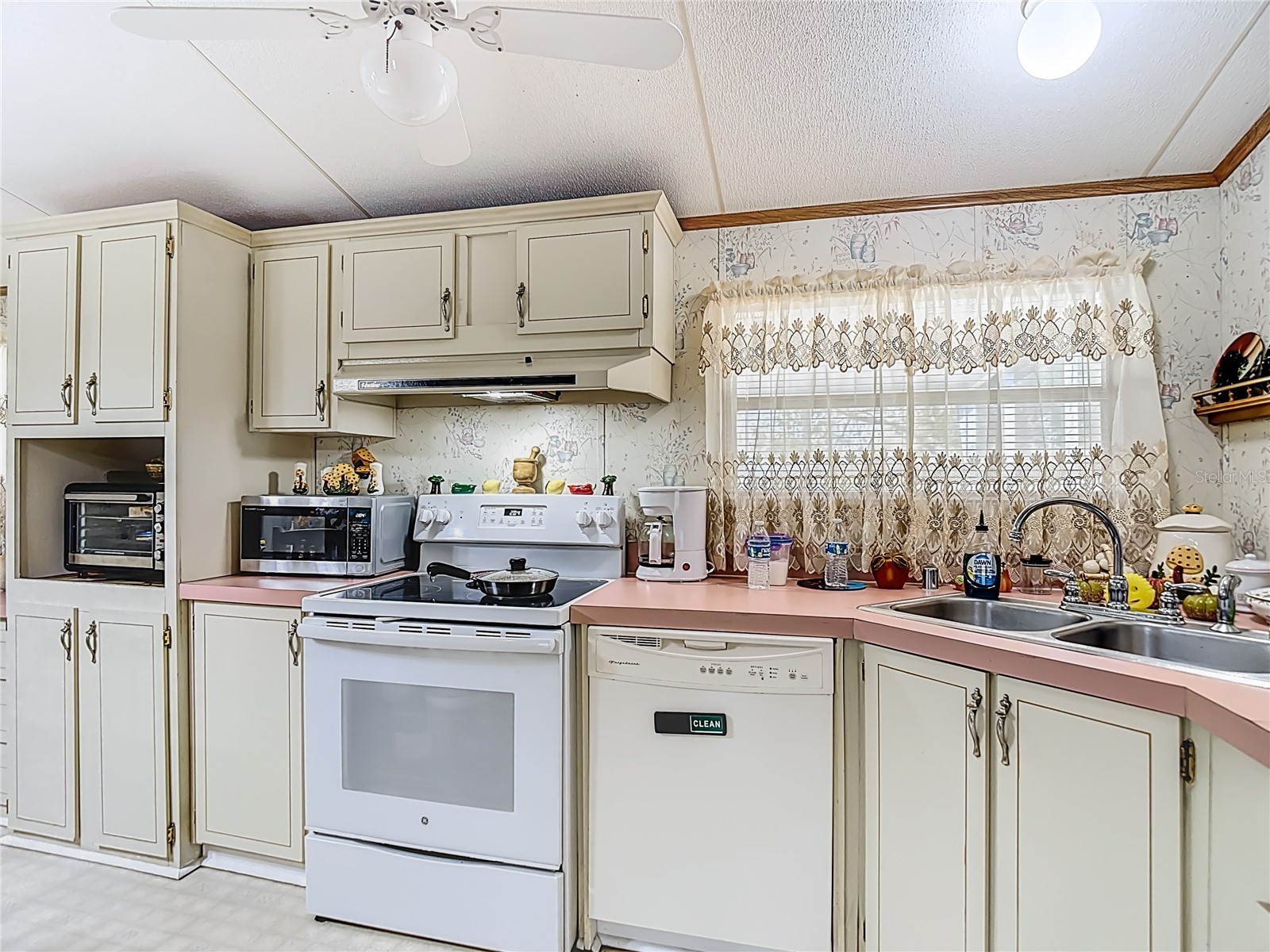 1424 Cross Bow Lane Spring Hill FL 34607 W7879202 image23