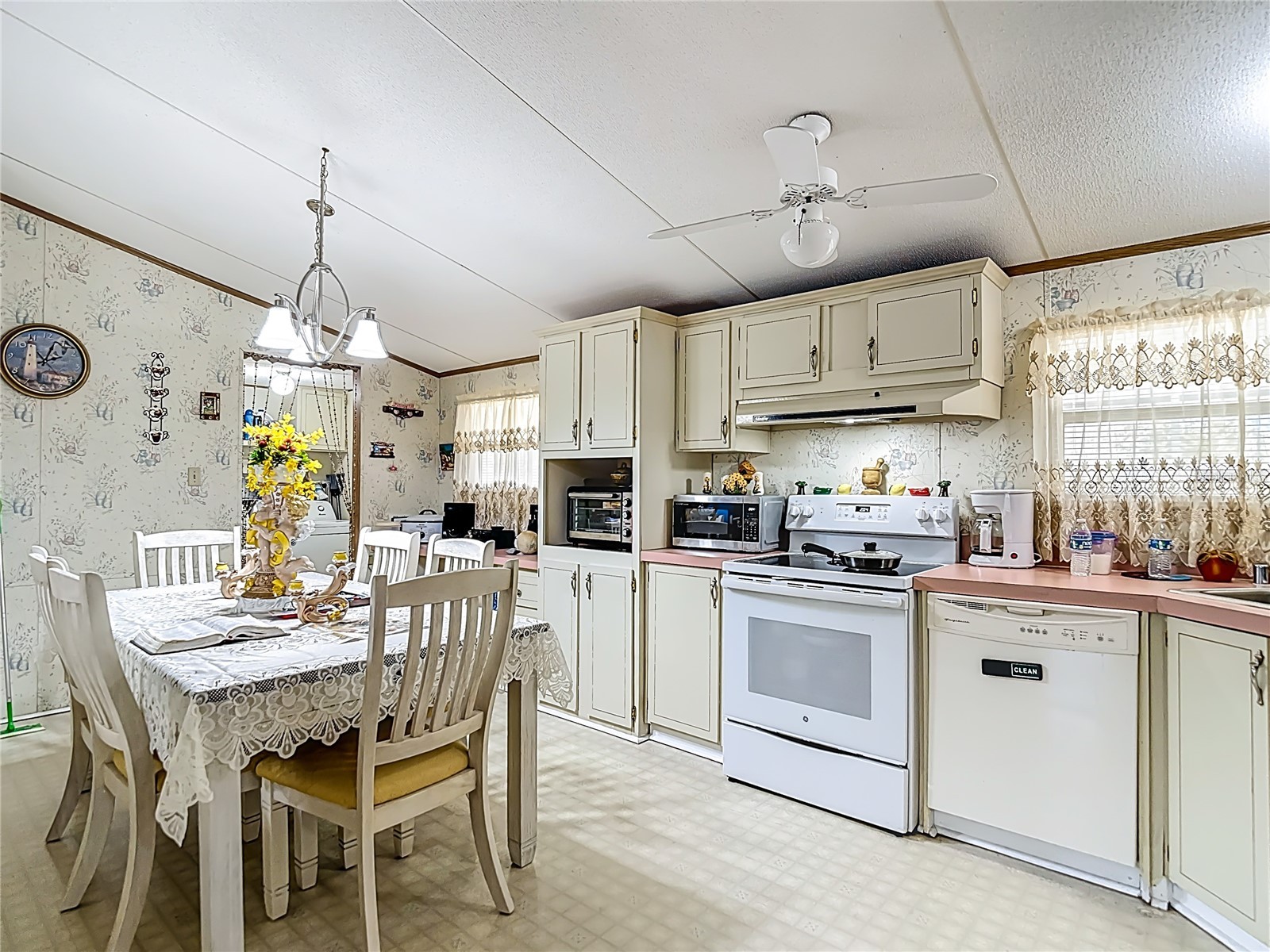 1424 Cross Bow Lane Spring Hill FL 34607 W7879202 image24