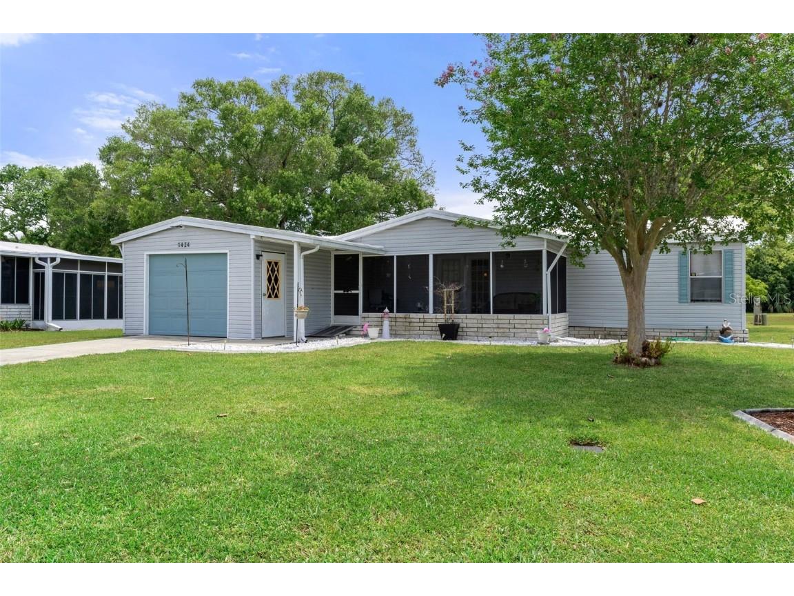 1424 Cross Bow Lane Spring Hill FL 34607 W7865040 image1