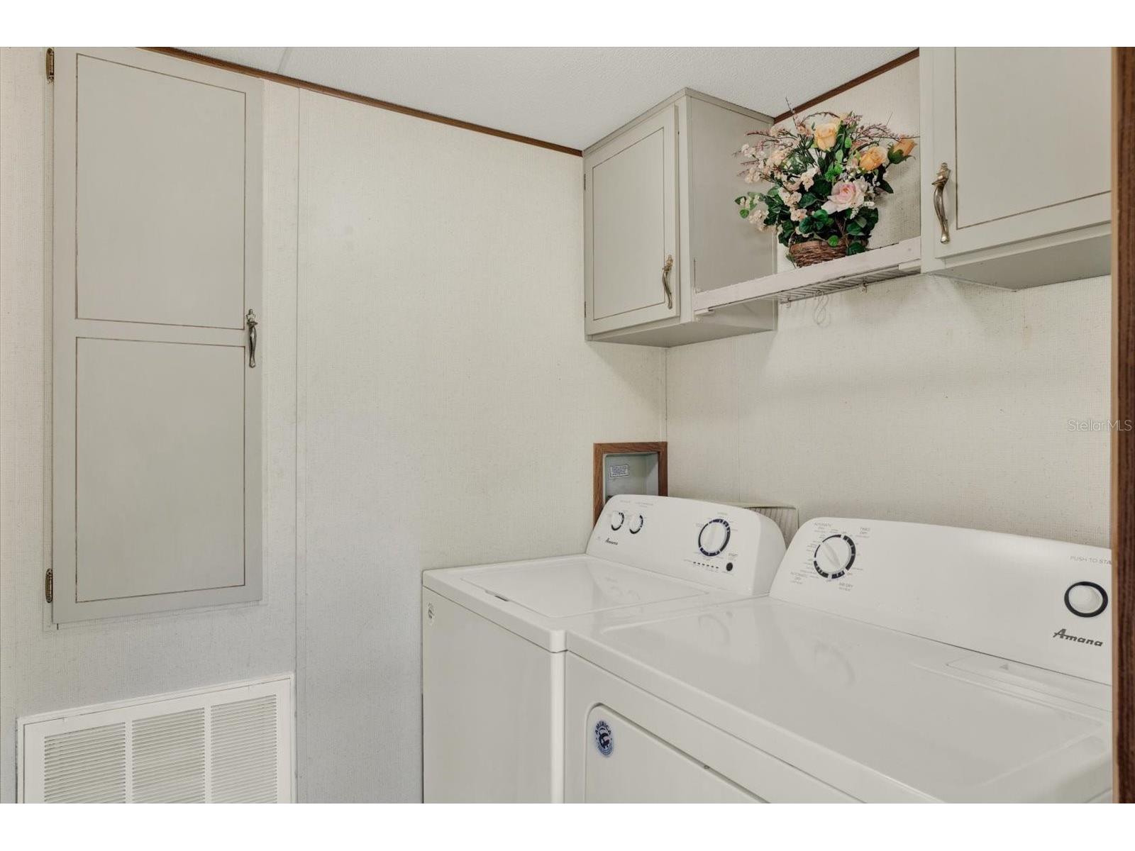 1424 Cross Bow Lane Spring Hill FL 34607 W7886298 image12