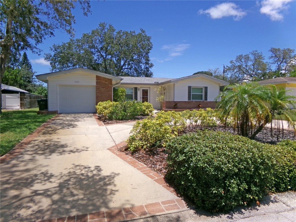 1424 Dartmouth Drive Clearwater FL 33756 TB8304139 image1